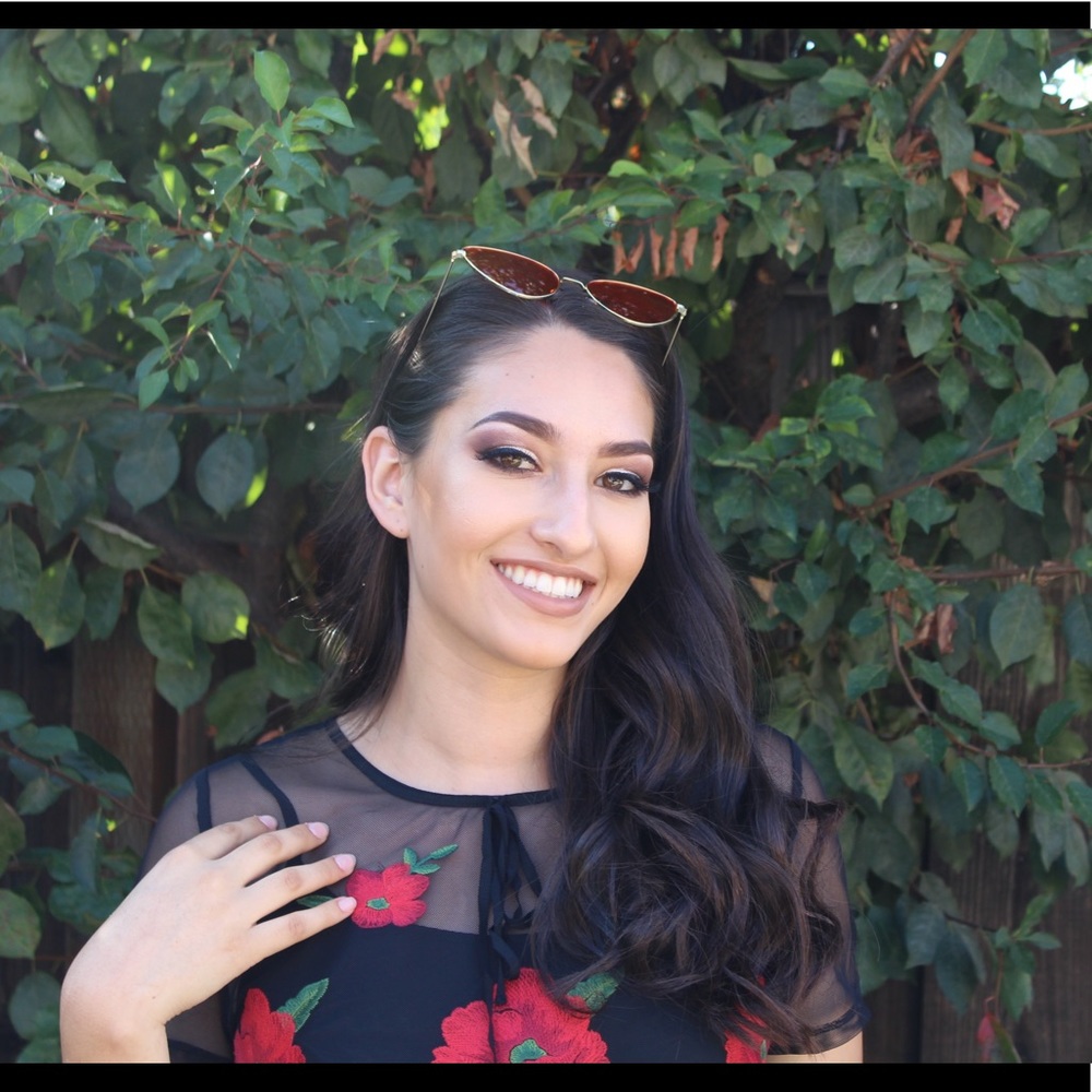 Meet your Posher, Daniela